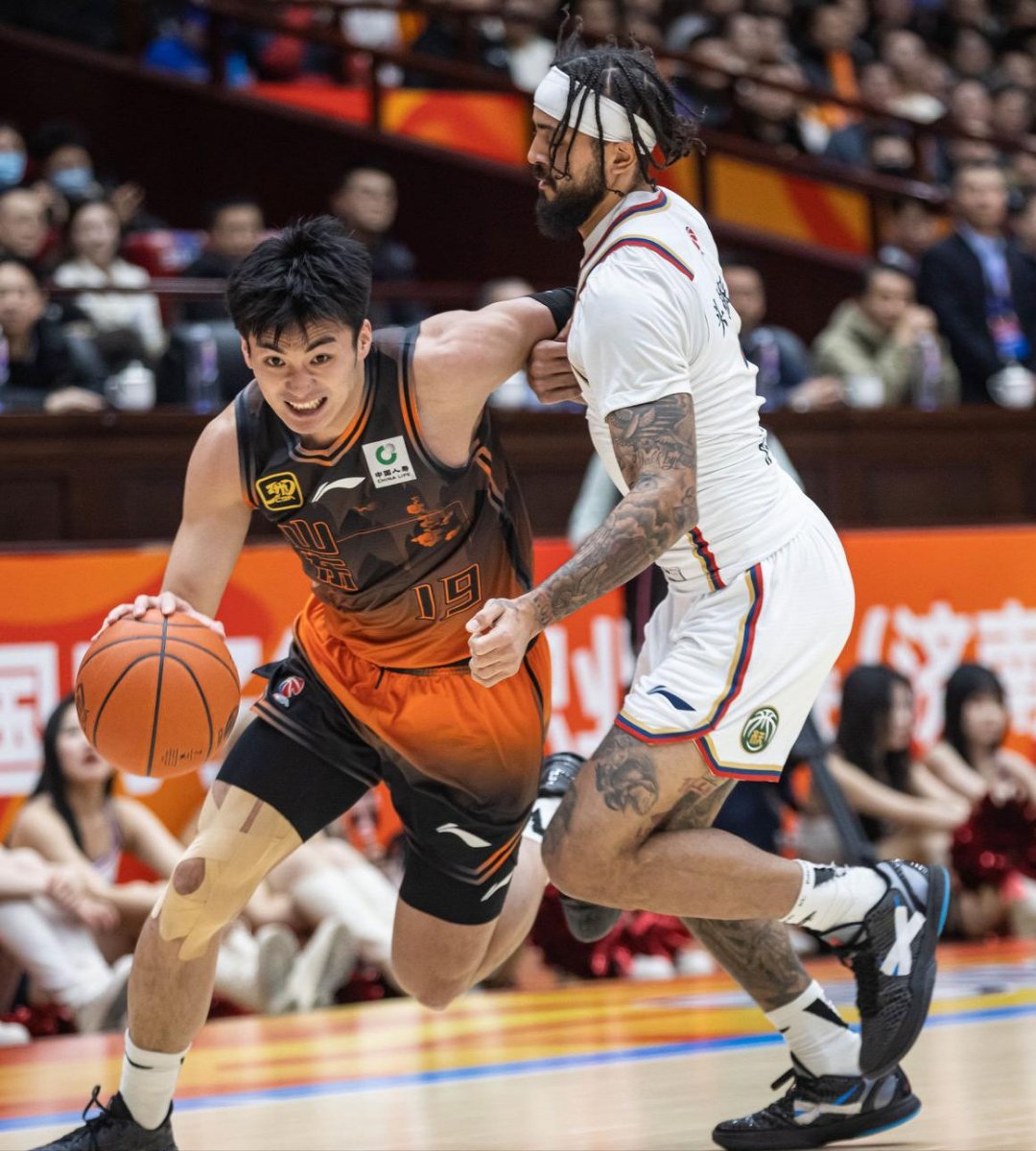 包含转折点！犹他爵士回应争议，CBA季后赛赛后攻防权衡，目标明确，数据趋势出现新变化的词条